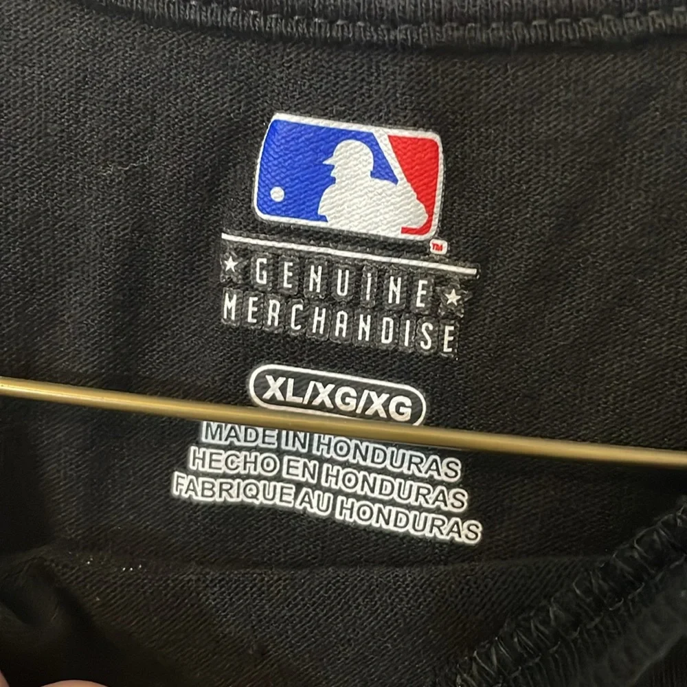 Pittsburgh pirates XL black long sleeve t shirt genuine merchandise baseball - Picture 3 of 7